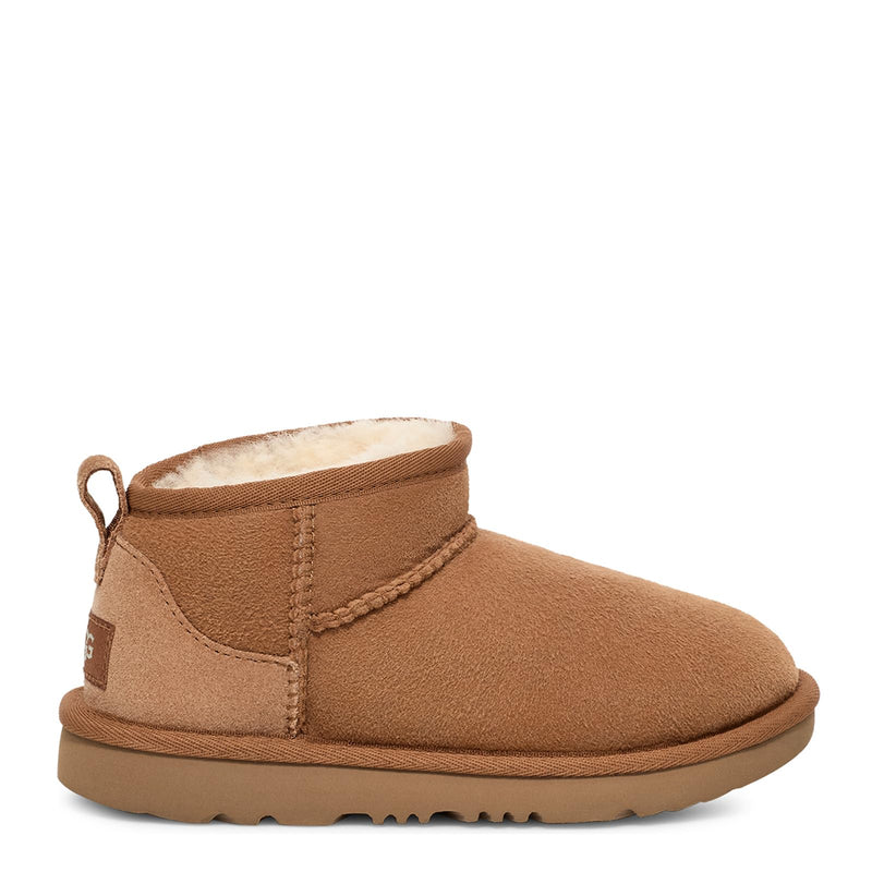 UGG Unisex-Child Classic Ultra Mini Boot, Chestnut, 9 Toddler