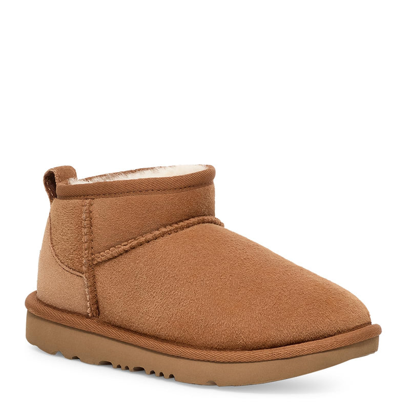 UGG Unisex-Child Classic Ultra Mini Boot, Chestnut, 9 Toddler